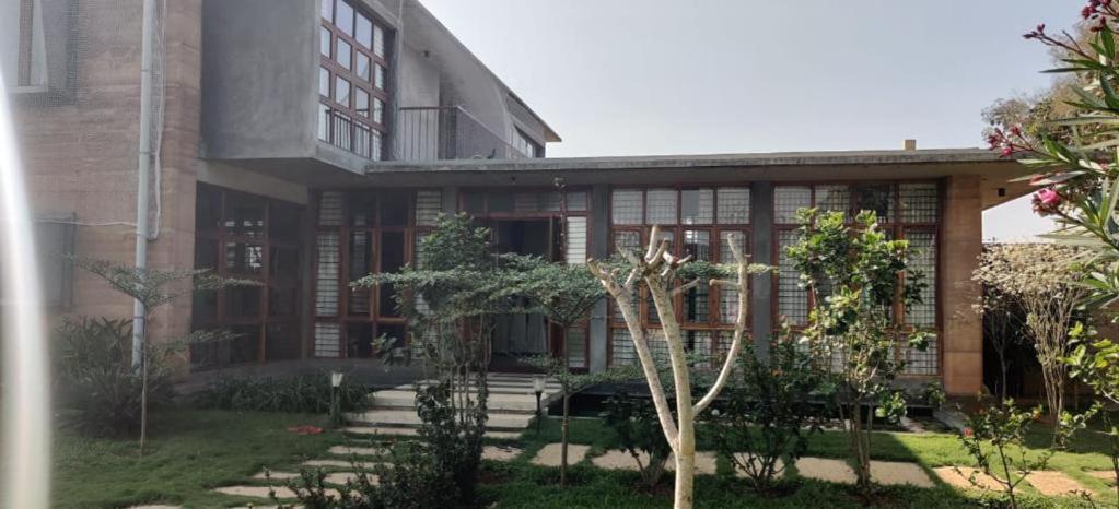 Serene Meadows Villa Bengaluru Zewnętrze zdjęcie